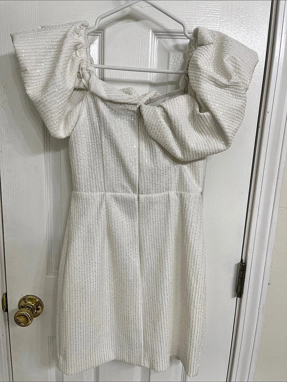 DO+BE Sequin Puff Sleeve Mini Dress in White Size Small Like New